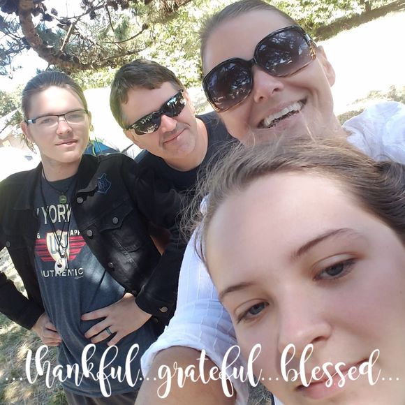 Meet your Posher, Lisa - Picture 1 of 1